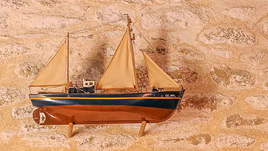 Allzeit-Bereift, Frankreich, Bretagne, Chapelle de Saint-Samson, Segelschiff